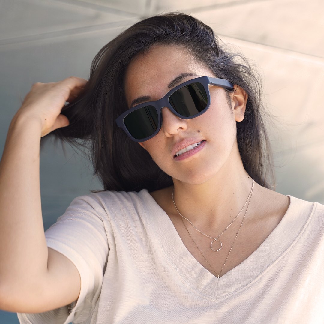 EyeQ – Occhiali da sole intelligenti con tonalità regolabile e audio integrato 🔥Approfitta dello sconto esclusivo!🔥